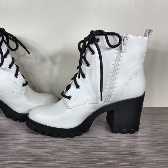 BP. Masson Bootie, White Faux Leather Womens Sz 8 - Picture 6 of 10